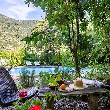 نافاكونسيخو Casa Rural La Casa Del Bosque المظهر الخارجي الصورة
