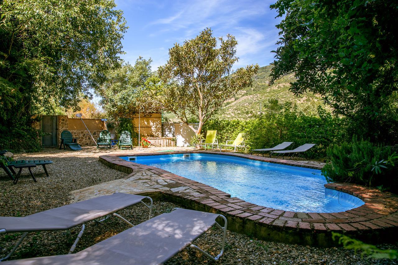 نافاكونسيخو Casa Rural La Casa Del Bosque المظهر الخارجي الصورة
